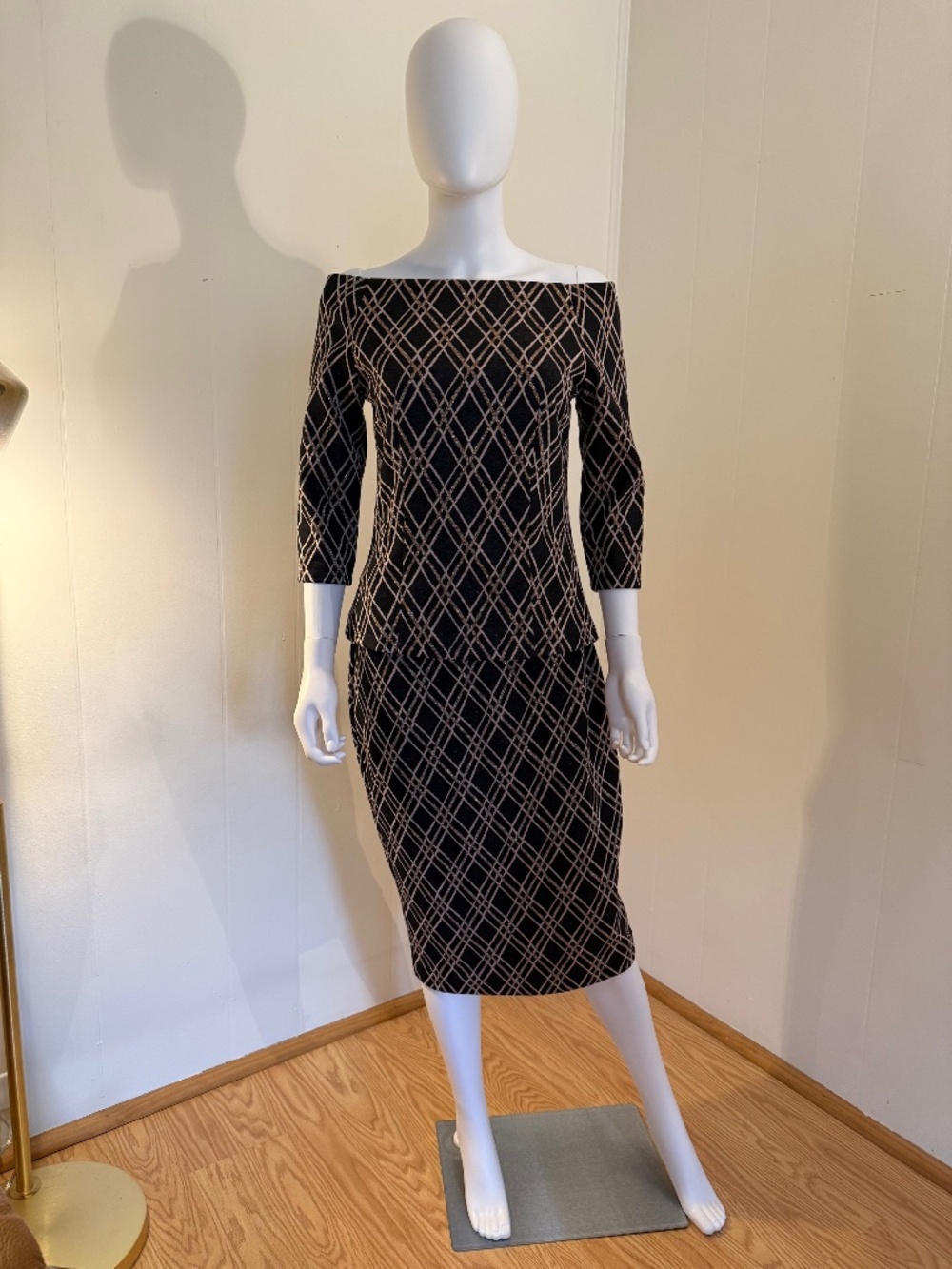NWT Medium 7thAVE Design Black Gold & Cream Off-Shoulder Skirt Set